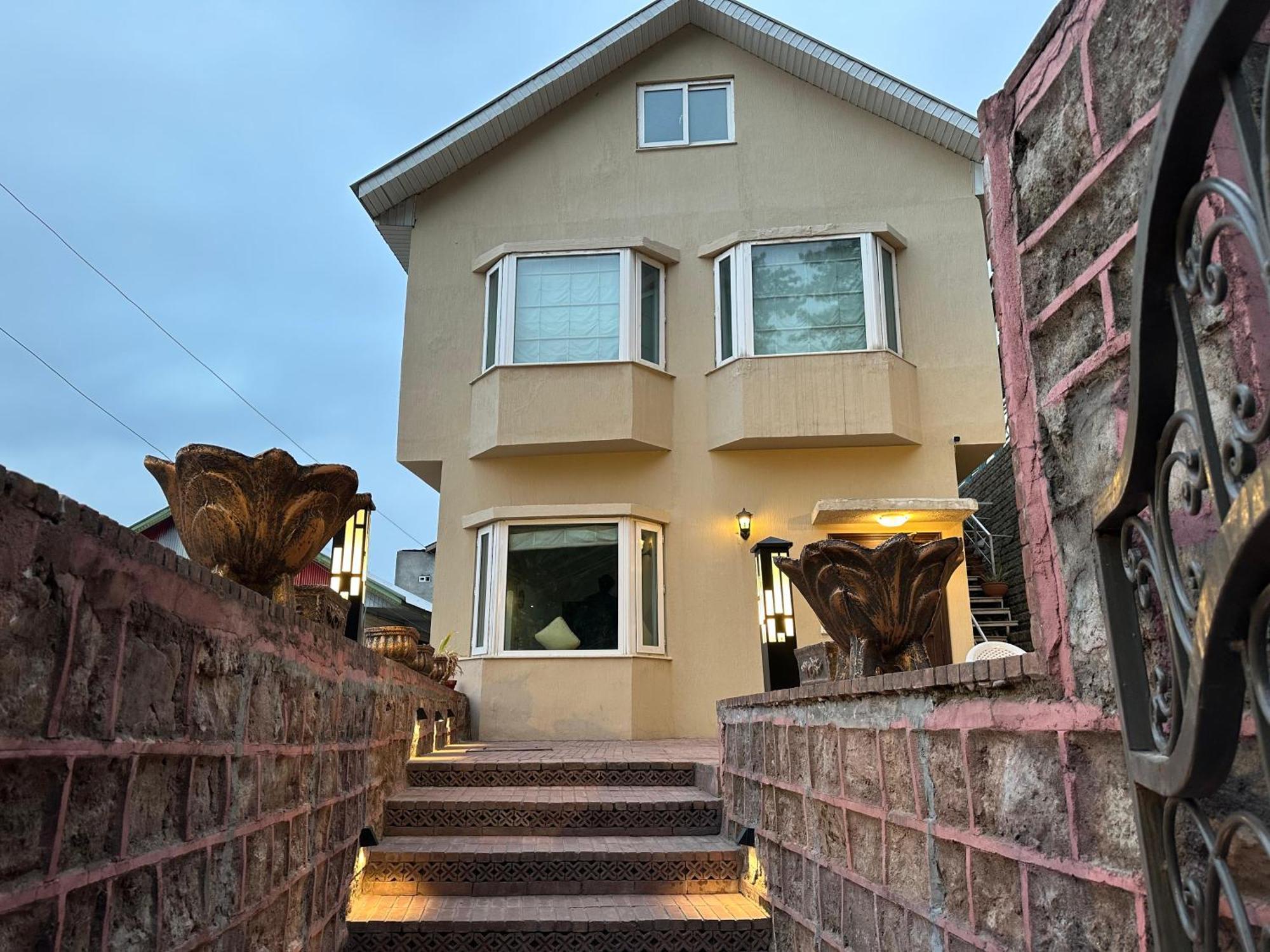 Sarah'S Lodge Муррі Екстер'єр фото